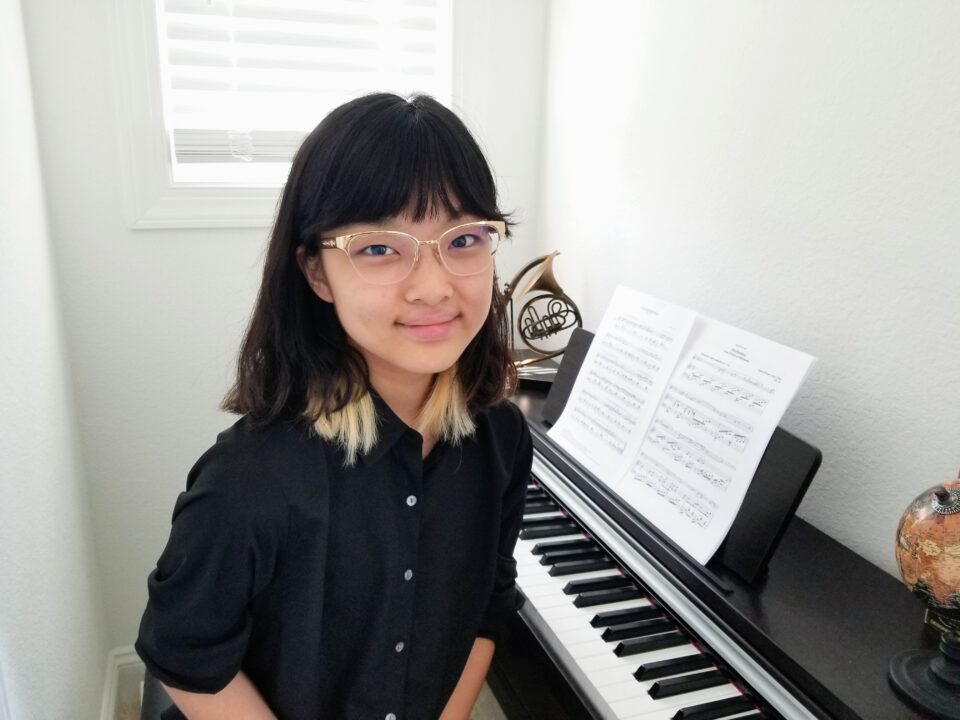 photo of Yubin Kim, piano teacher